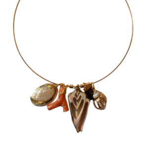 Collier Isula